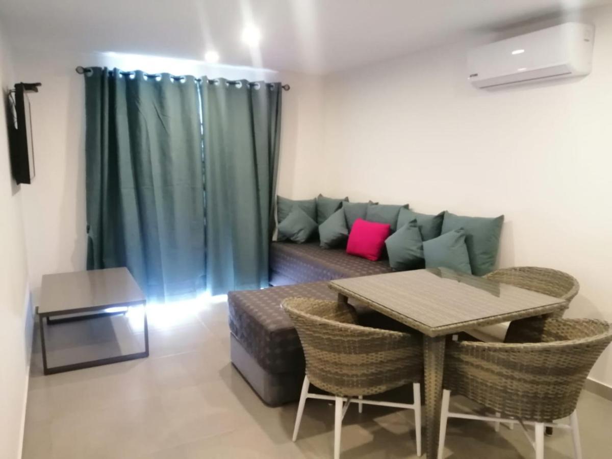 Hotel Oasis-Dream Holidays - La Petite France San Bernardino Dış mekan fotoğraf