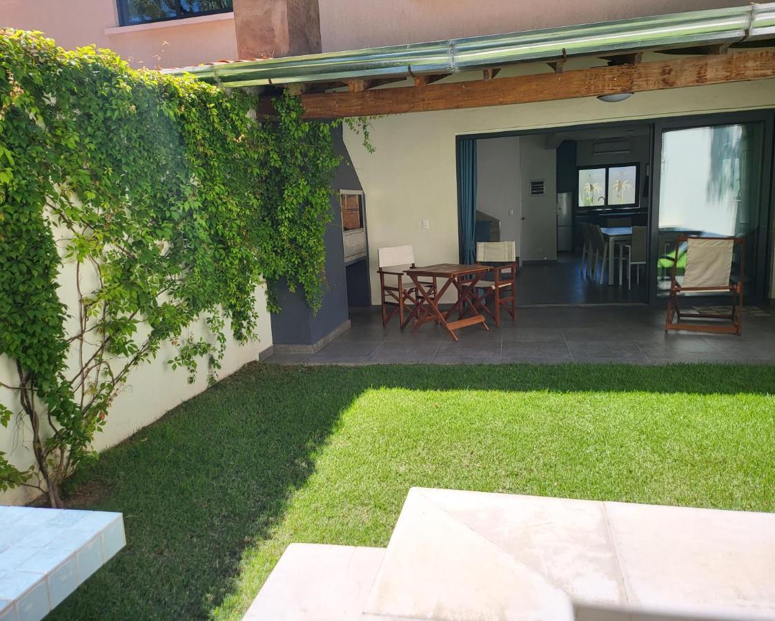 Hotel Oasis-Dream Holidays - La Petite France San Bernardino Dış mekan fotoğraf