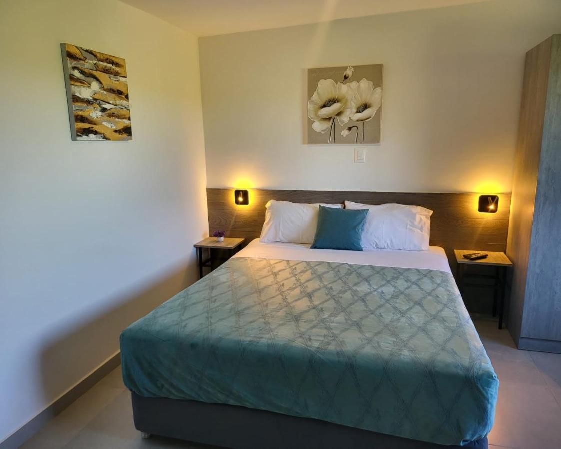 Hotel Oasis-Dream Holidays - La Petite France San Bernardino Dış mekan fotoğraf