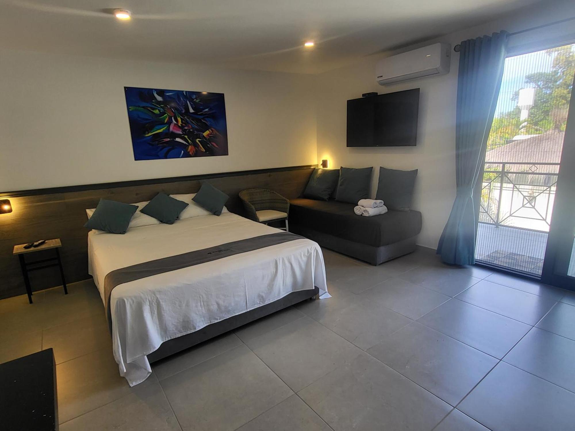 Hotel Oasis-Dream Holidays - La Petite France San Bernardino Dış mekan fotoğraf