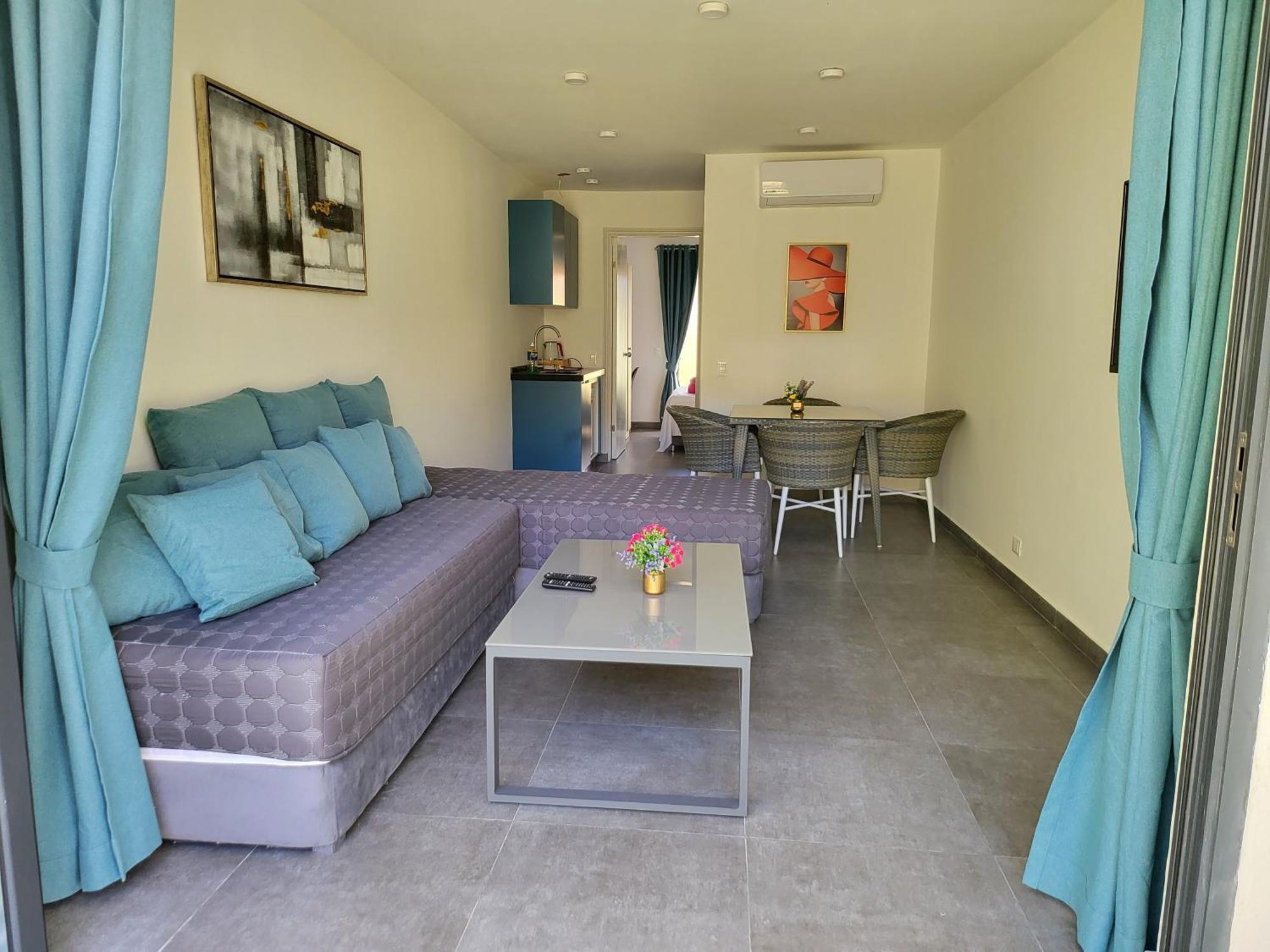 Hotel Oasis-Dream Holidays - La Petite France San Bernardino Dış mekan fotoğraf