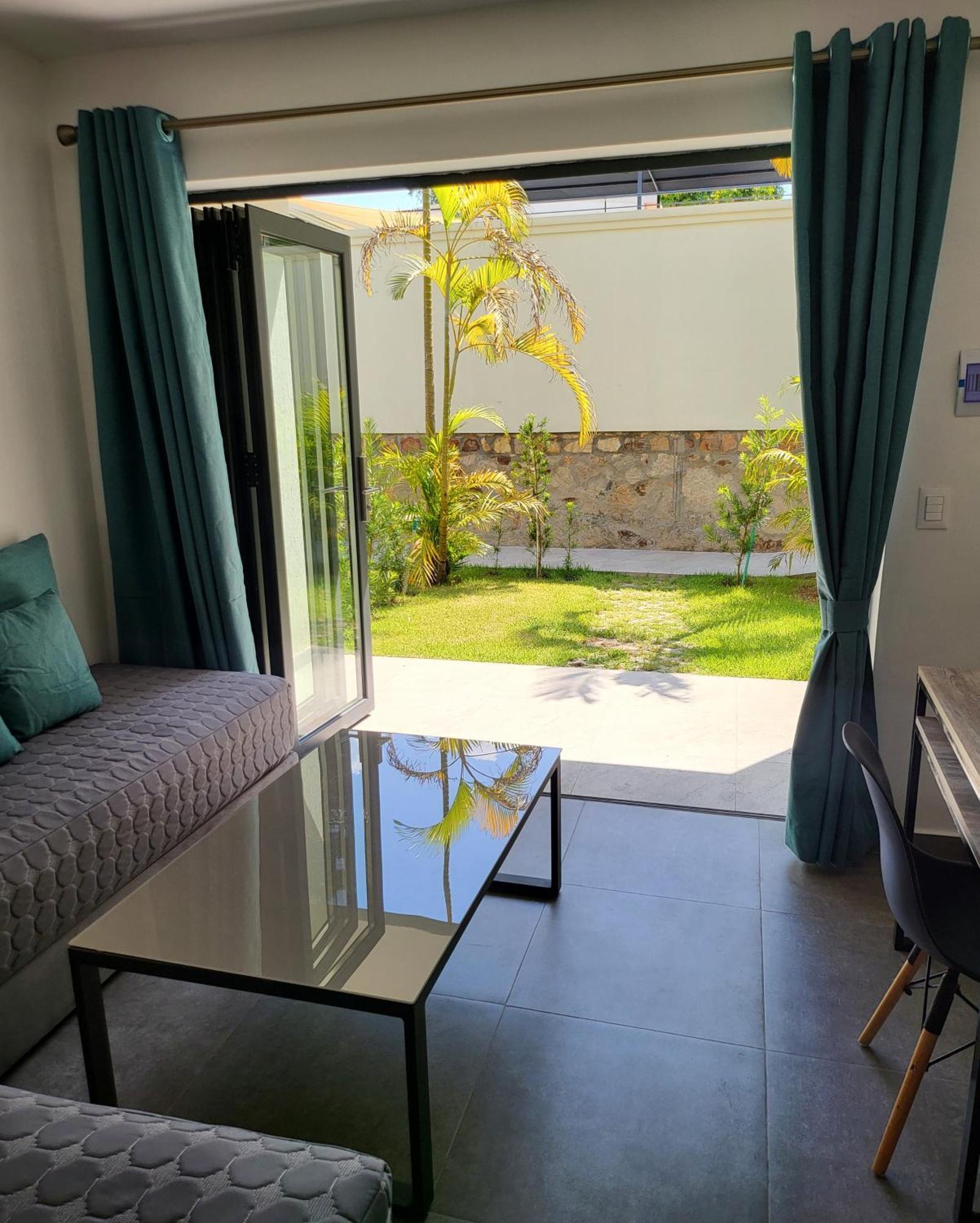 Hotel Oasis-Dream Holidays - La Petite France San Bernardino Dış mekan fotoğraf