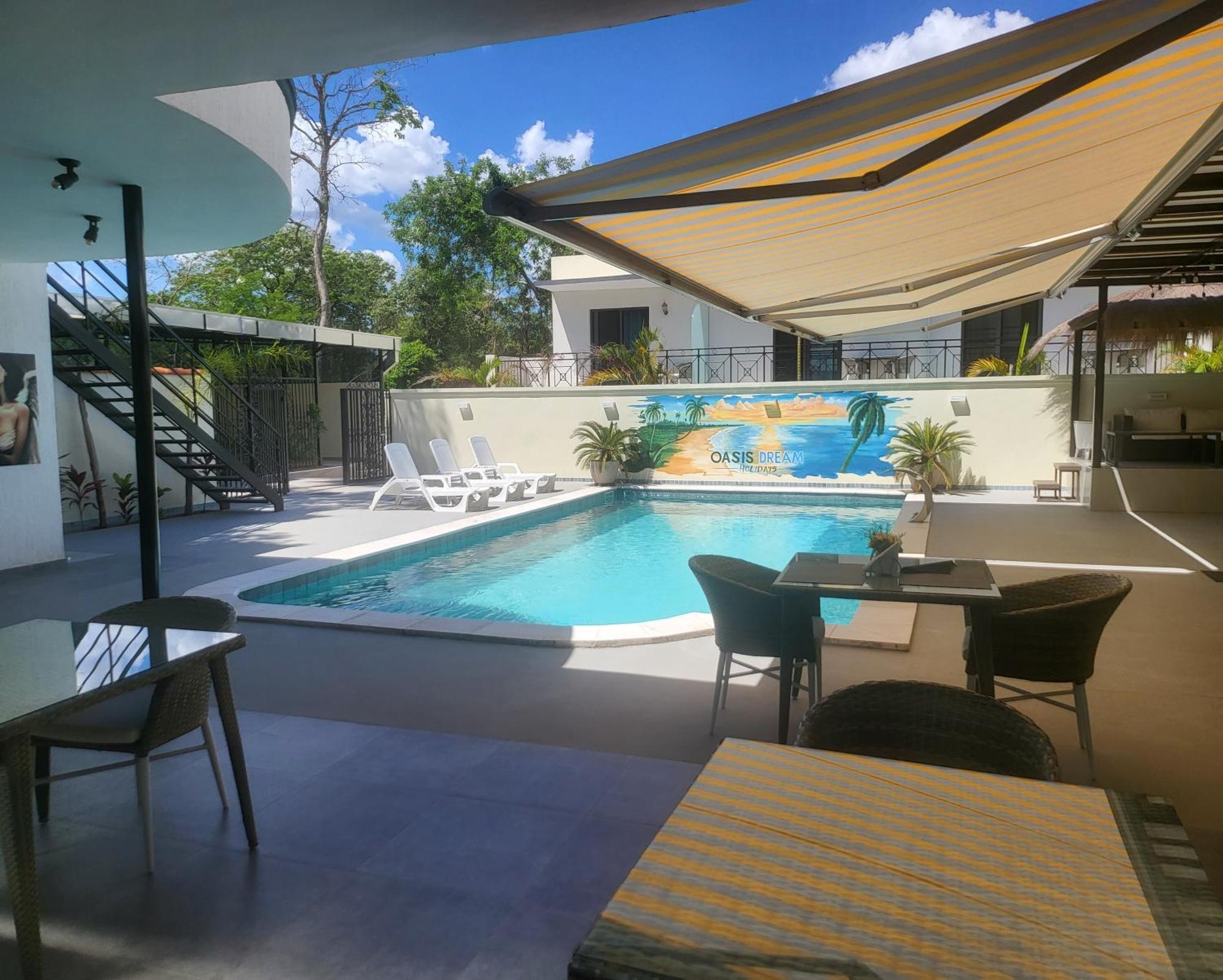 Hotel Oasis-Dream Holidays - La Petite France San Bernardino Dış mekan fotoğraf