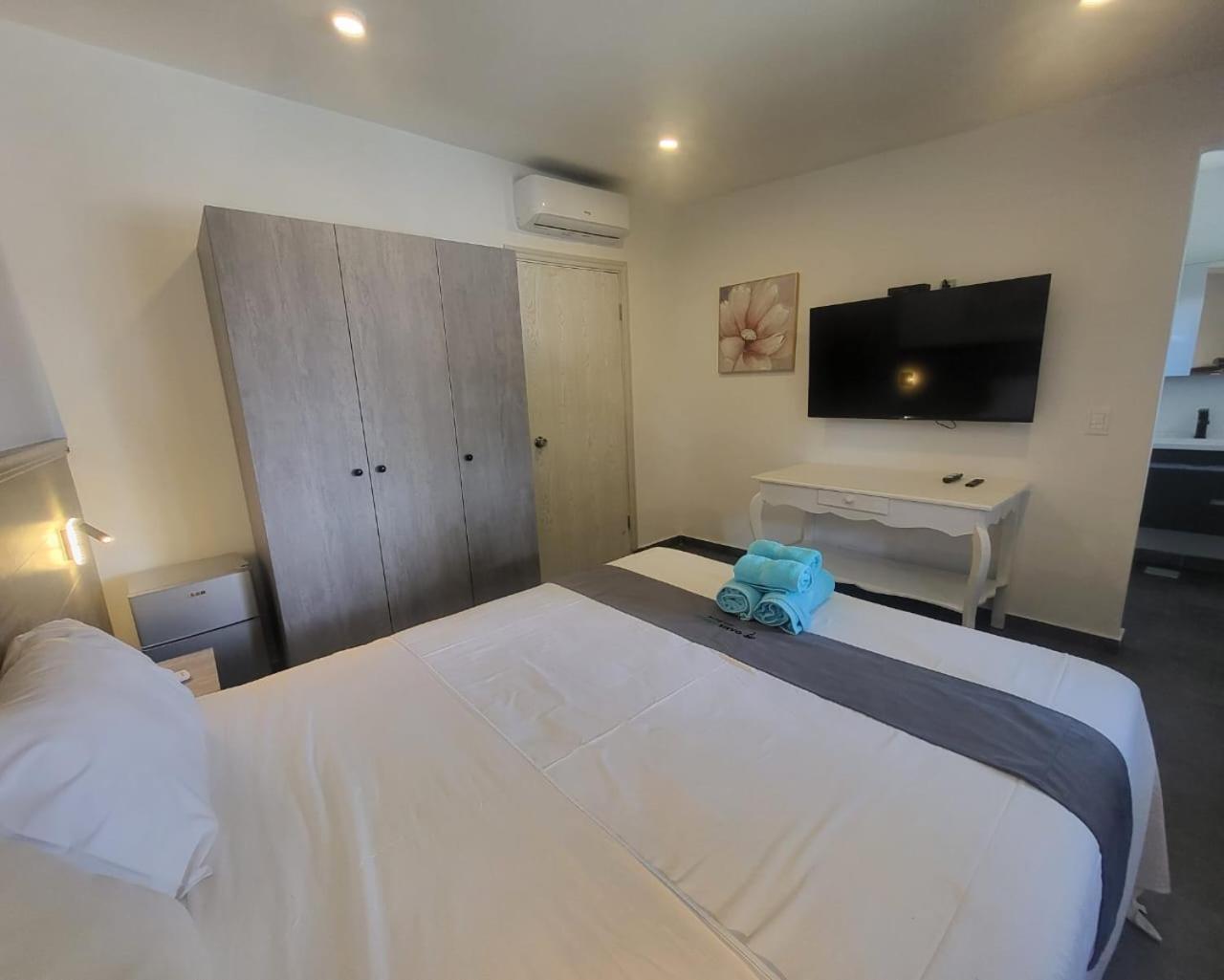 Hotel Oasis-Dream Holidays - La Petite France San Bernardino Dış mekan fotoğraf