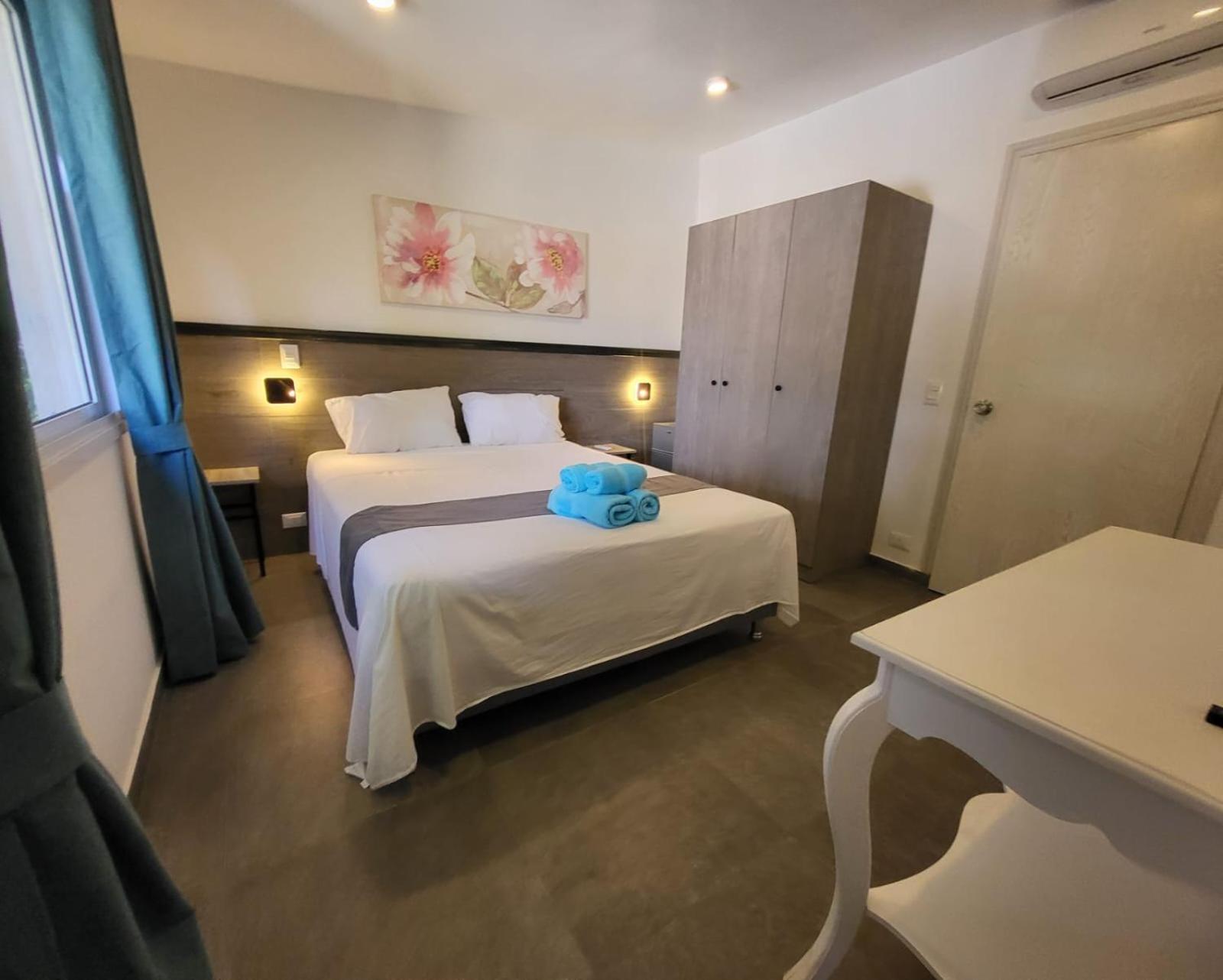 Hotel Oasis-Dream Holidays - La Petite France San Bernardino Dış mekan fotoğraf